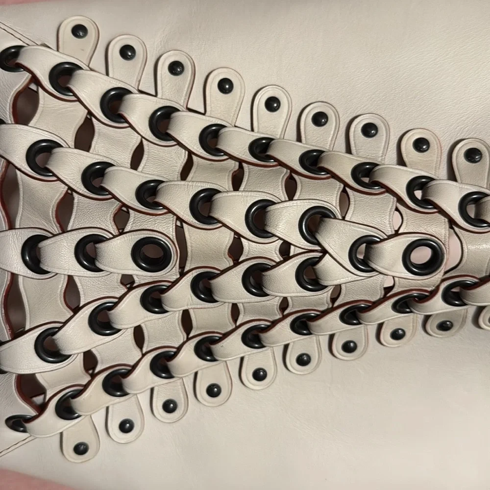 Coach OffWhite Genuine Glovetanned Leather Rogue Tote With Coach Link Detail - Picture 3 of 6